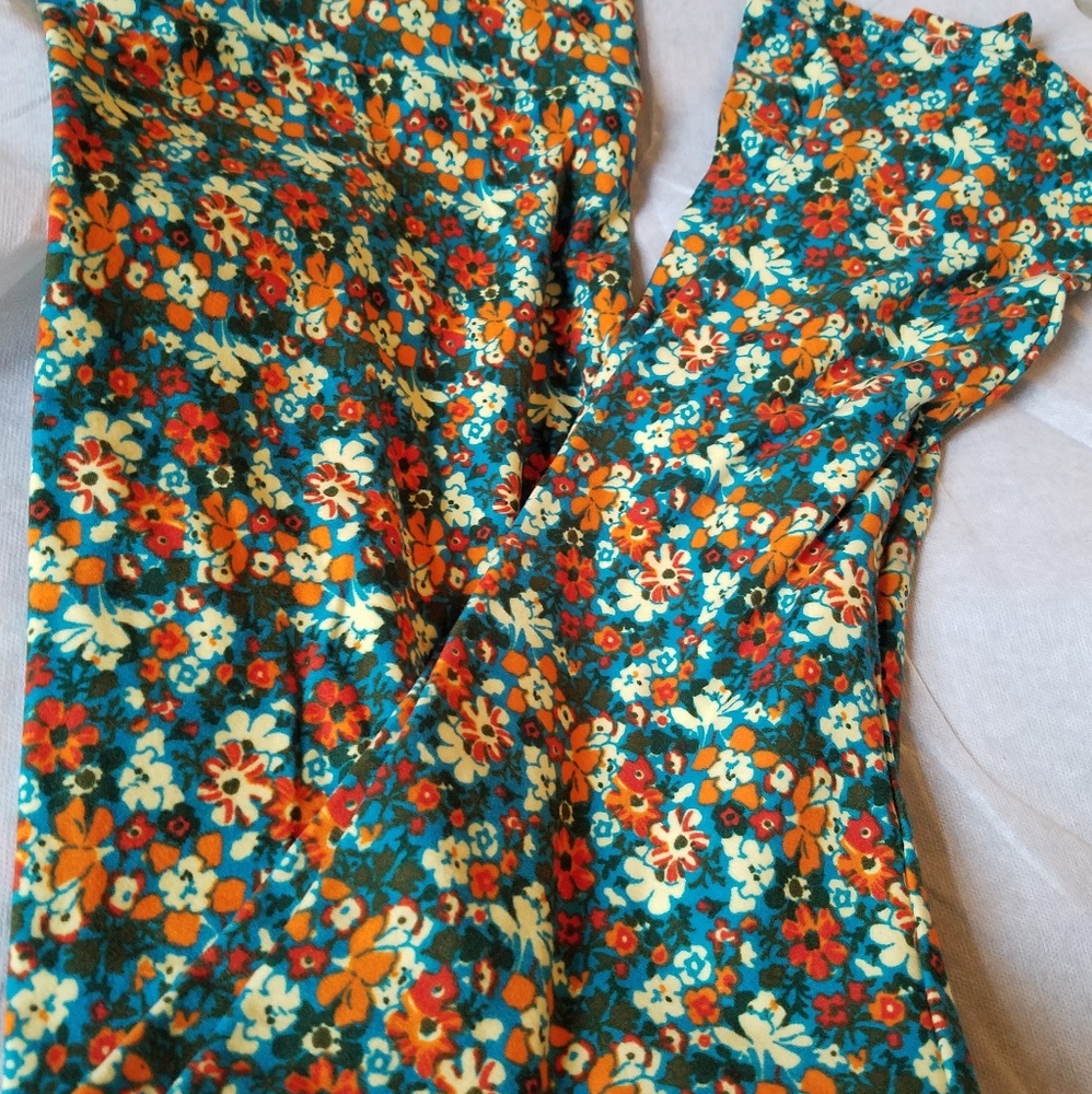 **final price** Lularoe leggings floral TC